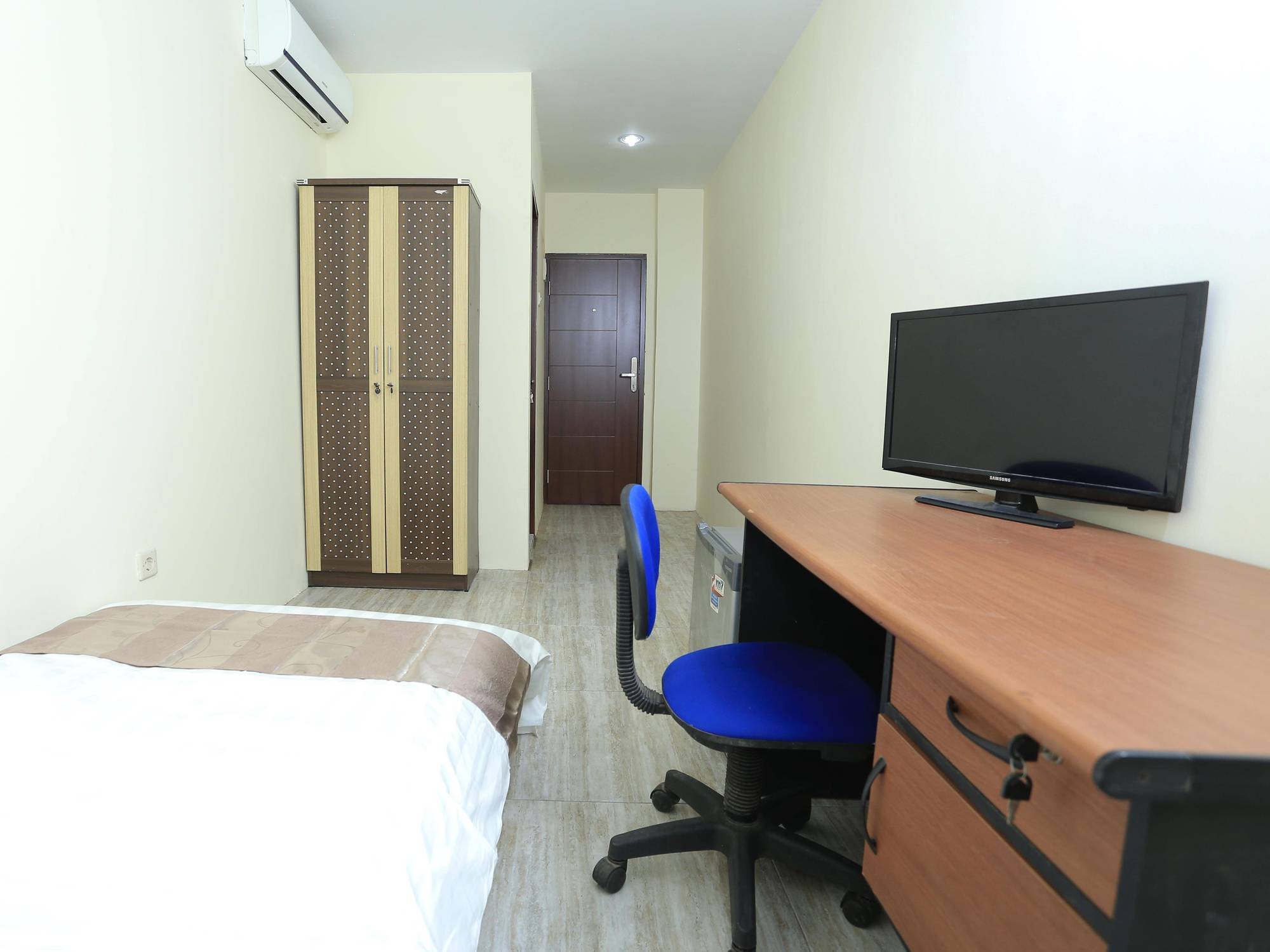 ดีเอส เรสซิเดนซ์ ซิลิวางี Hotel เซอมารัง ภายนอก รูปภาพ